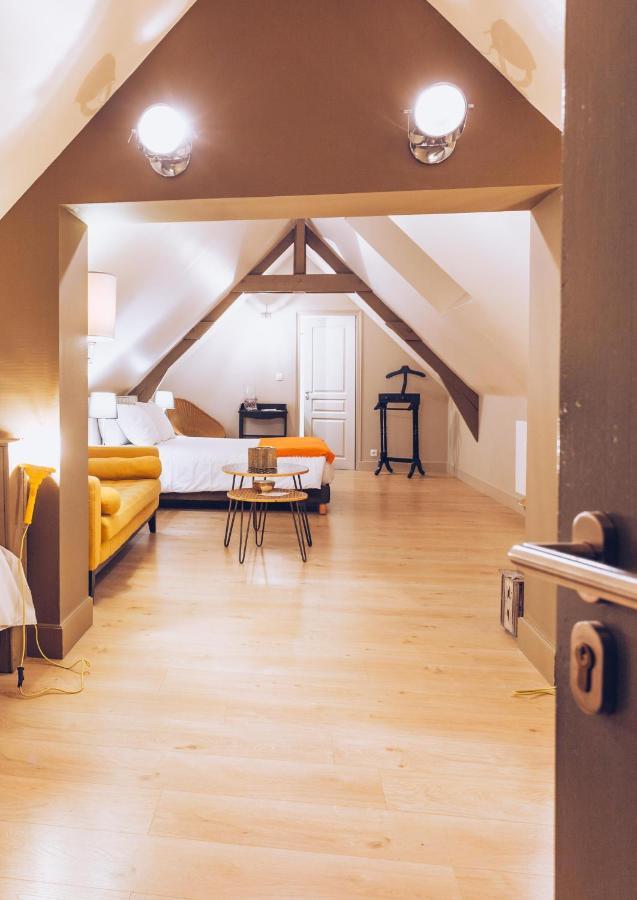 Plumes & Coton Guest house Ecurie